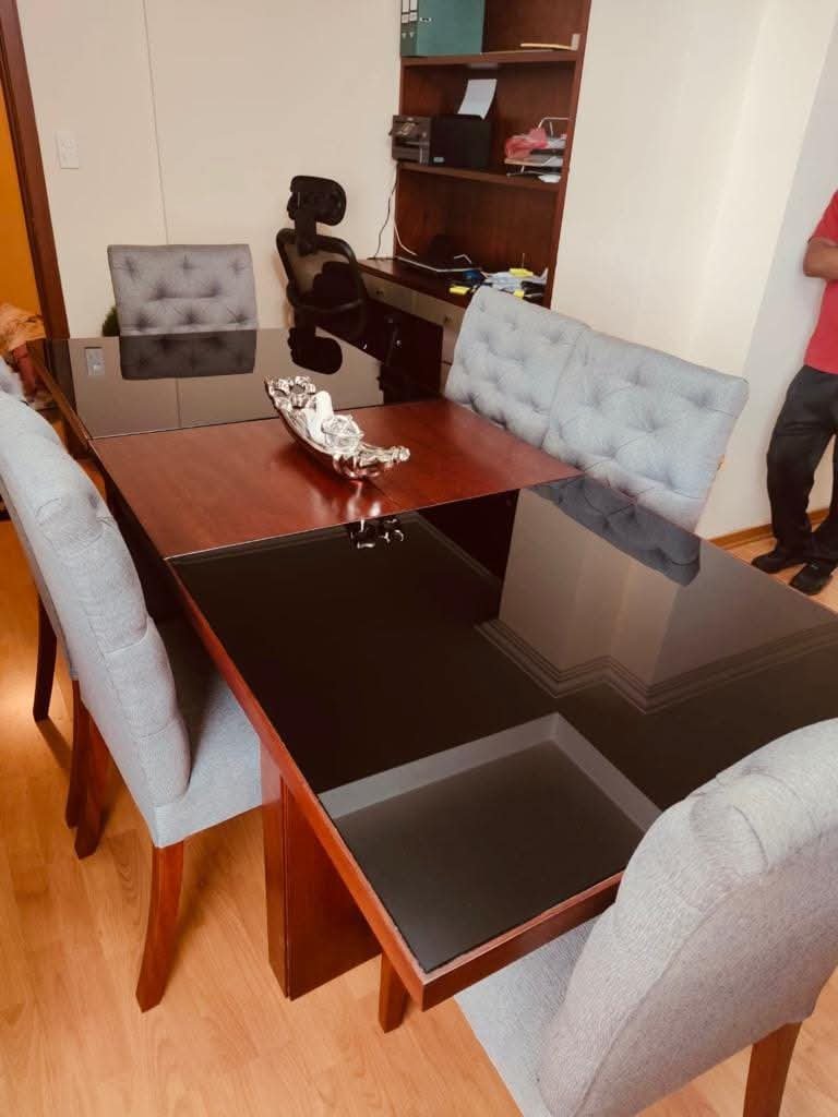 Mesa Extensible 4 a 8 Puestos — DIPM